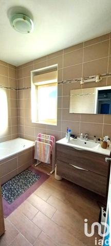 Maison 6 pièces de 130 m² à Saint-Yrieix-la-Perche (87500)