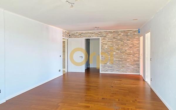 Appartement à vendre    3 pièces • 82,72 m2 Saint-Julien-en-Genevois