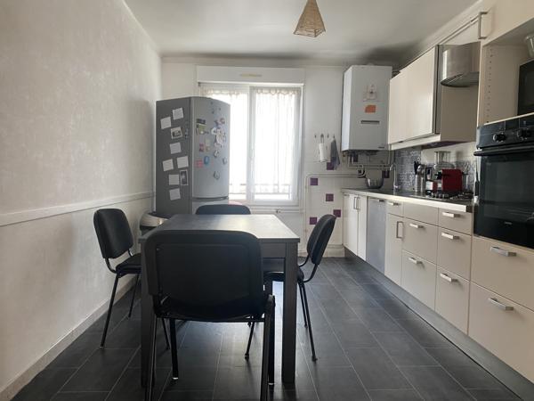 Landerneau (29800) Exclu-Centre-ville appartement 4 pièces avec garage