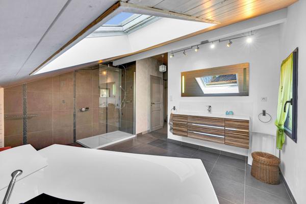 Vente Maison de luxe Divonne-les-Bains 8 Pièces 424 m²