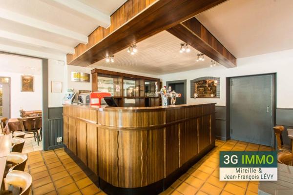 Vente murs / Local activité à Troisfontaines (57870)