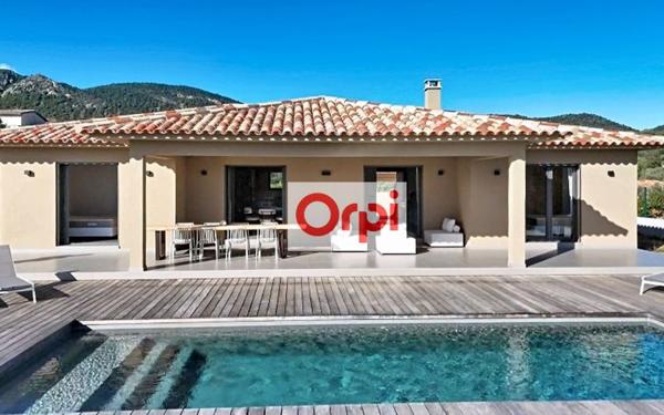 Maison à vendre    5 pièces • 150 m2 Zonza