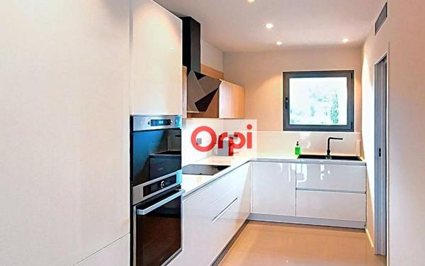 Maison à vendre    5 pièces • 150 m2 Zonza