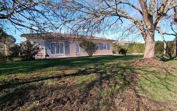 Maison à vendre    5 pièces •  Izon