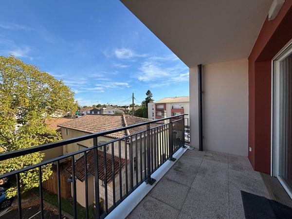Appartement Eysines 3 pièce(s) 62.73 m2