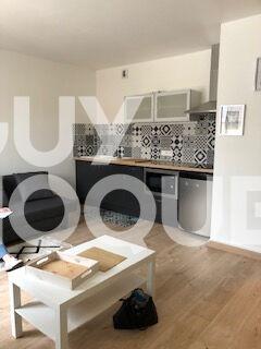 Location d'un appartement T1 (26 m²) à COMPIEGNE - HYPER CENTRE