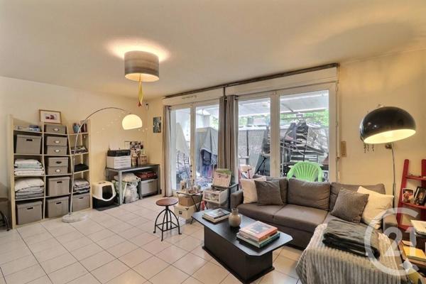 Appartement T2 à vendre  2 pièces - 52,23 m 2   GRADIGNAN  - 33