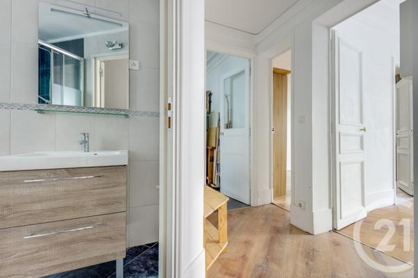 Appartement F2 à vendre  2 pièces - 43,01 m2 PARIS - 75017