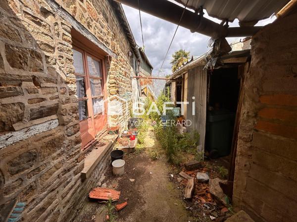 Maison de bourg ,128 m² avec garage et courette
