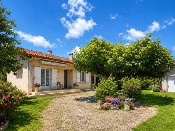 Maison à vendre 145 000 € Sainte-Bazeille 4 p 84 m² DPE E
