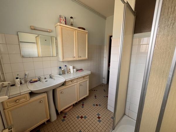 Maison à vendre 145 000 € Sainte-Bazeille 4 p 84 m² DPE E