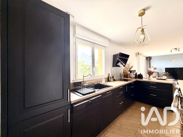 Maison à vendre 6 pièces 110 m² La Suze-sur-Sarthe
