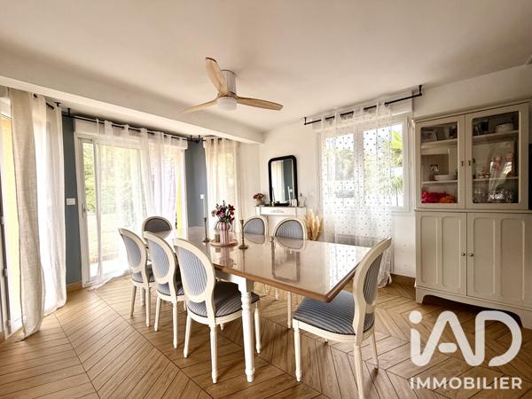 Maison à vendre 6 pièces 110 m² La Suze-sur-Sarthe