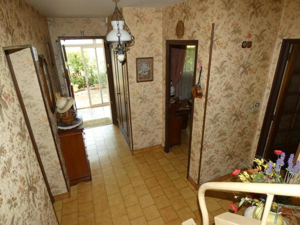 Villa R+1 d'environ 87 m² 4 chambres dont 1 au rez de chaussée sur terrain 295 m²