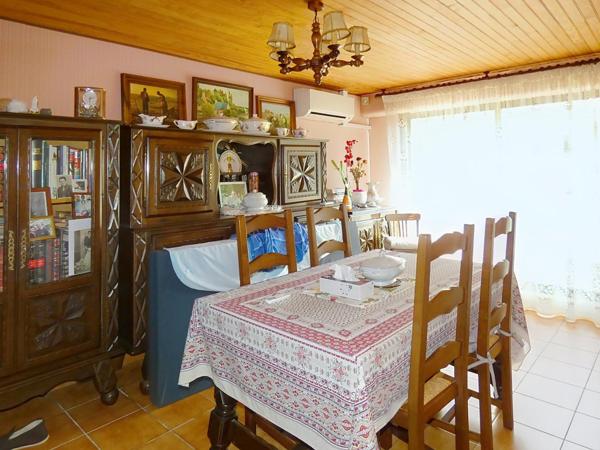 Villa R+1 d'environ 87 m² 4 chambres dont 1 au rez de chaussée sur terrain 295 m²