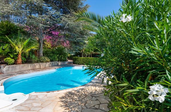Vente Appartement de luxe Nice 3 Pièces 80 m²