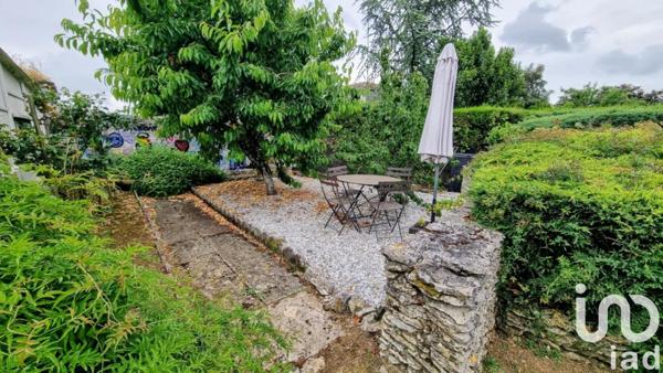 Maison à vendre 6 pièces 133 m² Saint-Yrieix-sur-Charente