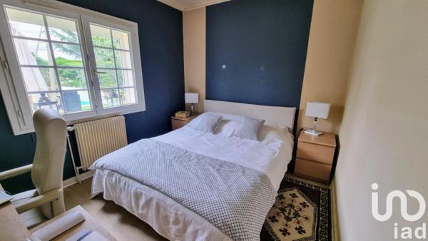 Maison à vendre 6 pièces 133 m² Saint-Yrieix-sur-Charente