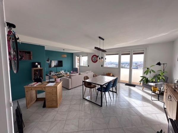 Appartement à cinq minutes à pied  du centre de Saint Quentin.