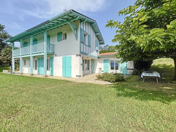 Vente Maison de luxe Urrugne 7 Pièces 163 m²