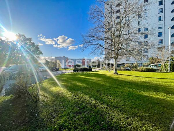 Appartement T4 80m2 2 chambres cellier Talence proche domaine universitaire.