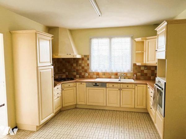 Les Herbiers Maison  3 chambres + studio