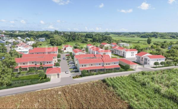 Maison neuve mitoyenne T4 avec jardin