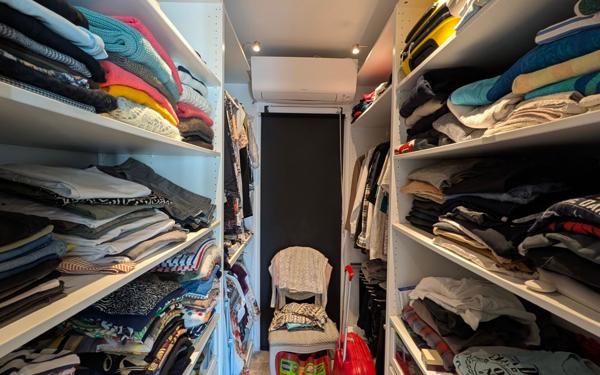 Maison à vendre    4 pièces • 218 m2 Saint-Aunès