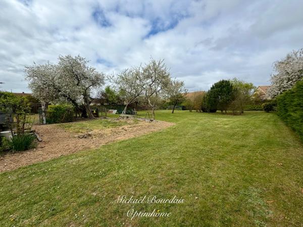 Maison familiale + dépendances – 230 m² – piscine – fort potentiel