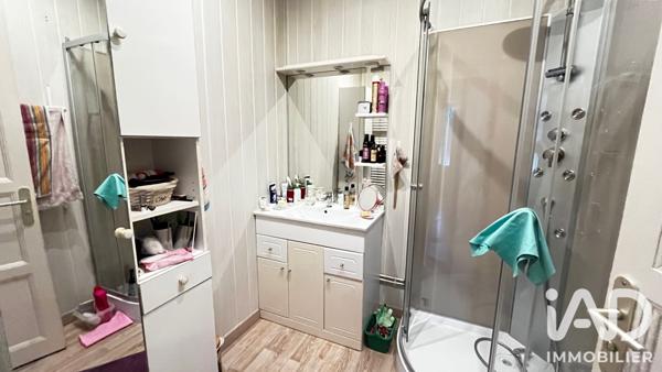 Immeuble à vendre 208 m² La Couronne