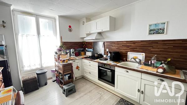 Immeuble à vendre 208 m² La Couronne