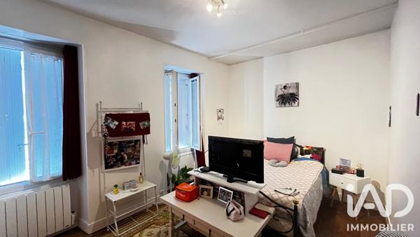 Immeuble à vendre 208 m² La Couronne