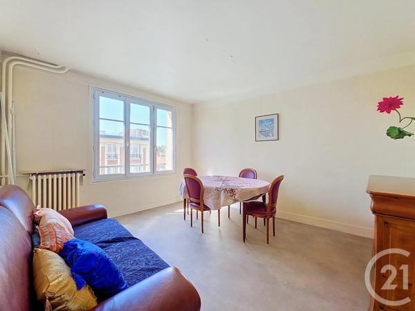 Appartement F2 à vendre  2 pièces - 46,47 m 2   PUTEAUX  - 92