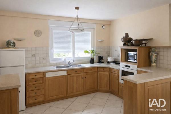 Maison à vendre 5 pièces 141 m² Mauges-sur-Loire