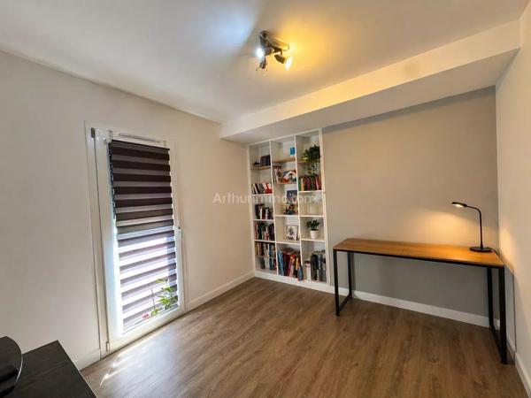 Vente                                                      Maison
                        
                     7 pièces                      120 m2                     à Colmar