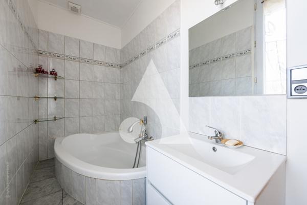 Maison 7 pièces 200 m2