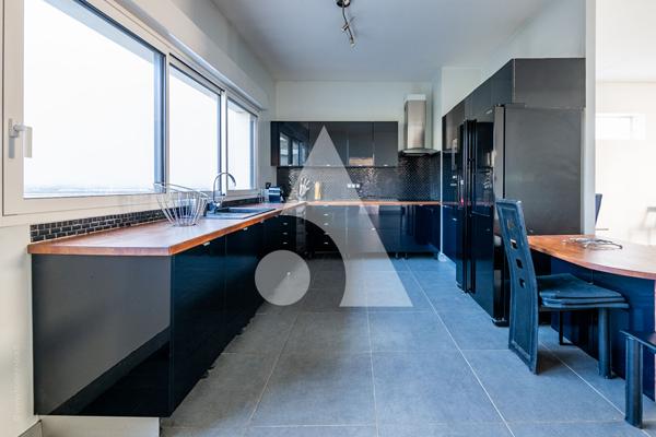 Maison 7 pièces 200 m2