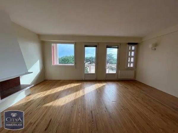 Appartement à louer 3 pièces 71m²