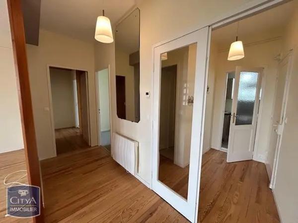 Appartement à louer 3 pièces 71m²