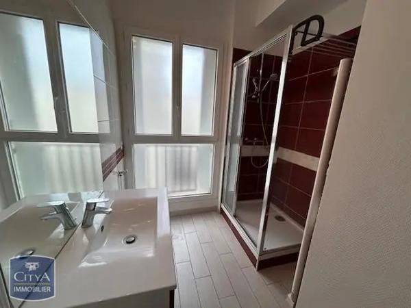Appartement à louer 3 pièces 71m²