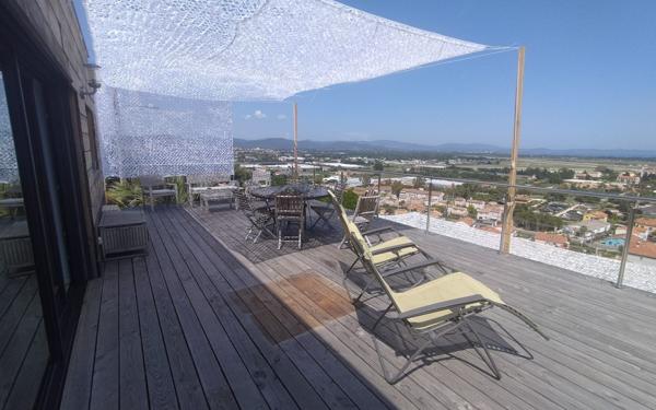 Maison à vendre    6 pièces • 131 m2 Hyères
