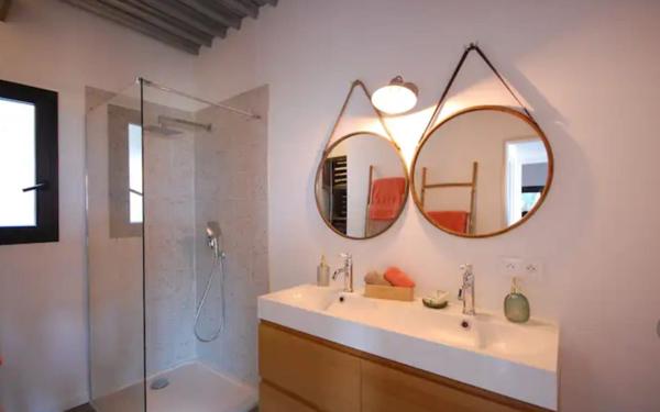 Maison à vendre    6 pièces • 131 m2 Hyères