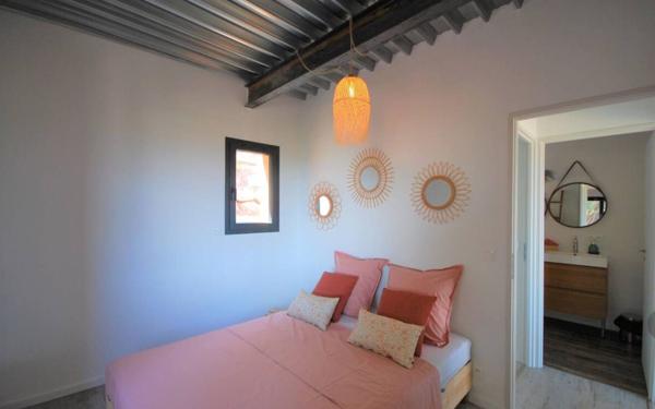 Maison à vendre    6 pièces • 131 m2 Hyères