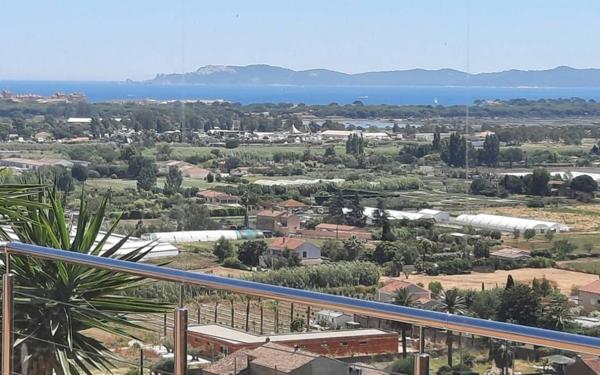 Maison à vendre    6 pièces • 131 m2 Hyères