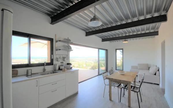 Maison à vendre    6 pièces • 131 m2 Hyères