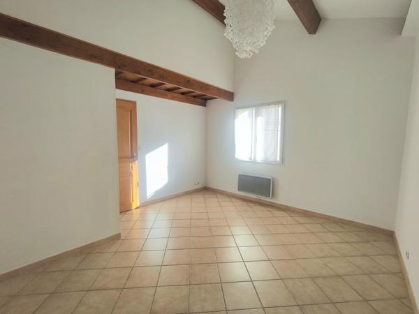 Maison 3 chambres, garage, jardin, proche centre ville