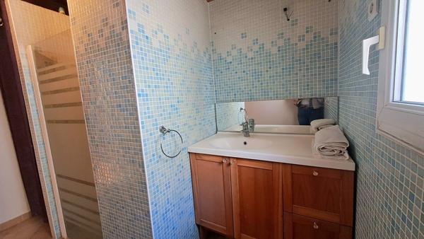 Maison 3 chambres, garage, jardin, proche centre ville