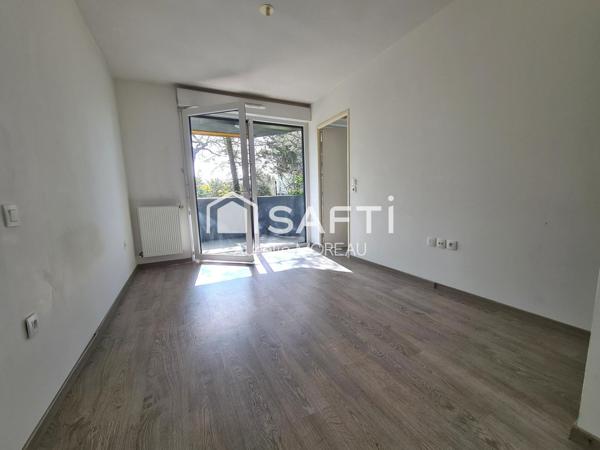 Appartement T2 balcon + place parking sécurisée