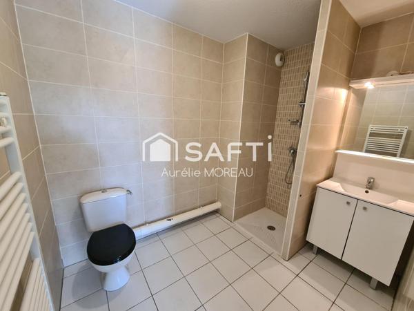 Appartement T2 balcon + place parking sécurisée