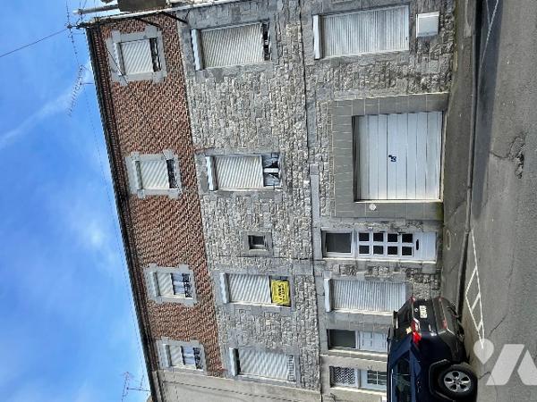 ENSEMBLE IMMOBILIER MITOYEN DES DEUX COTES